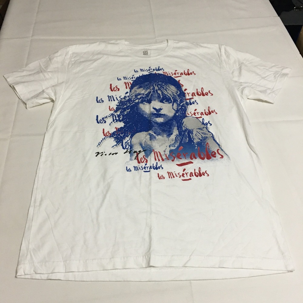 Les Miz Graphic T-Shirt Adult Large White Broadway Musical Cosette Victor Hugo